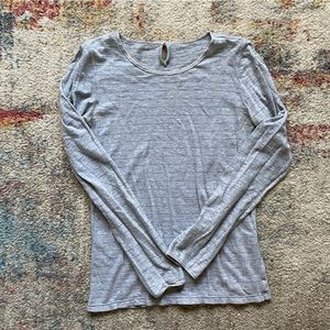 American Eagle Long Sleeve Shirt
